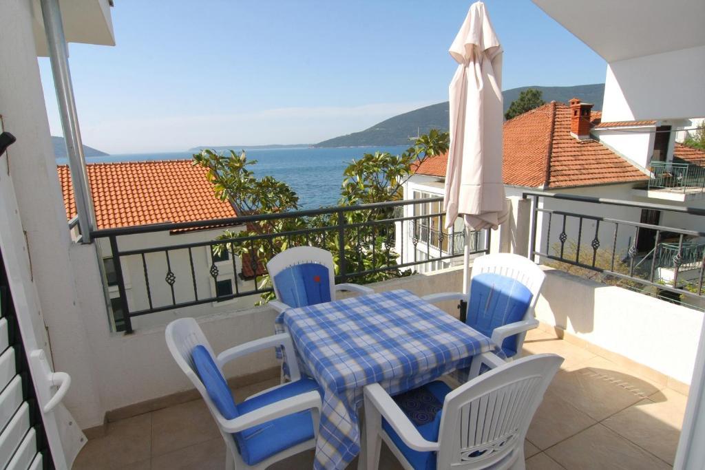 Nikic Apartments Herceg Novi Eksteriør billede